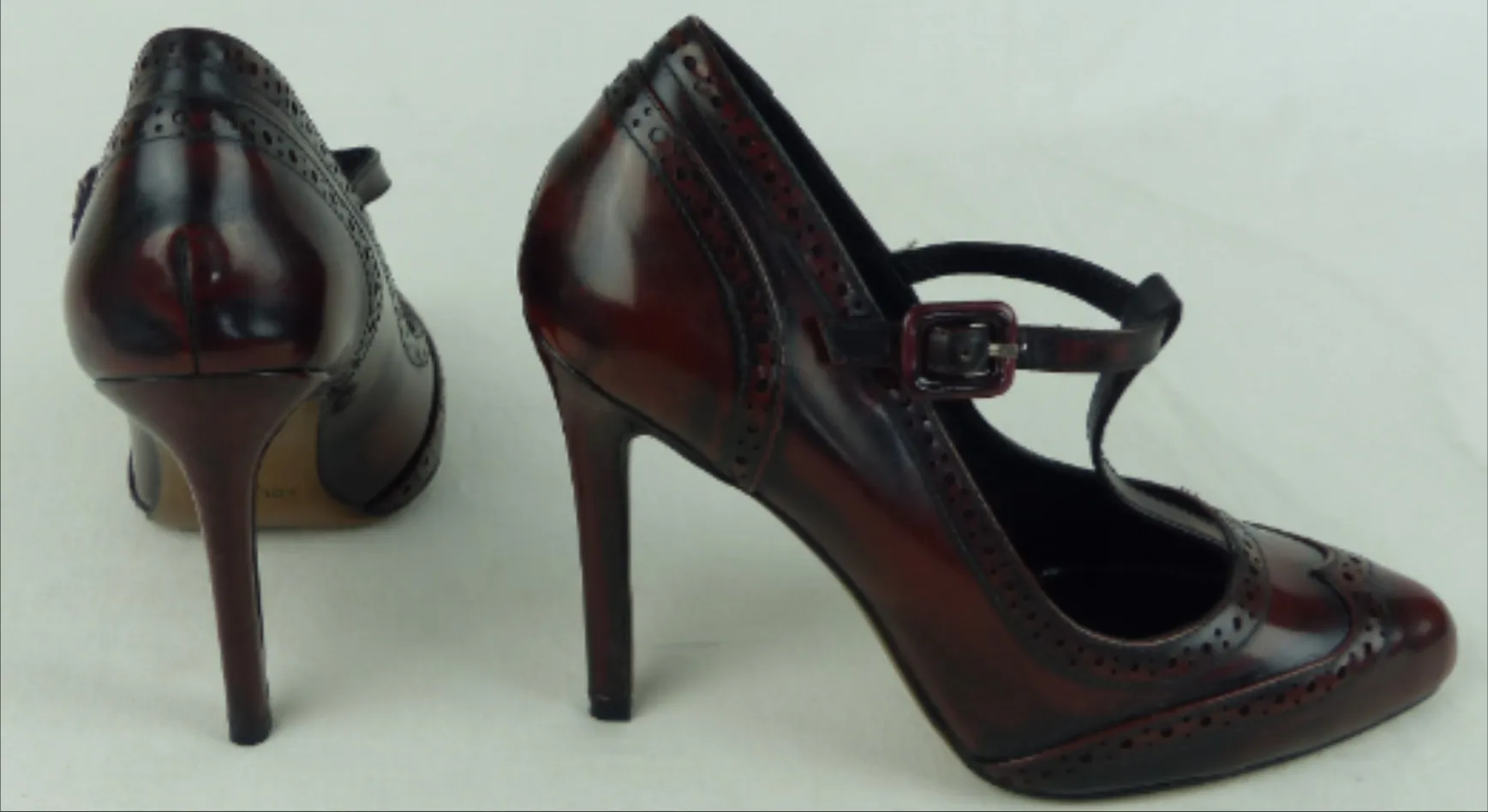 Escarpins Lola Cruz en Cuir 