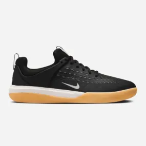 NIKE SB NYJAH 3 -BLACK/WHITE BLACK WHITE (GUM)