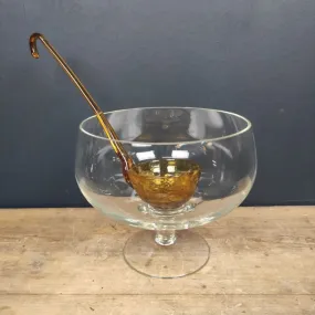 Petite louche à punch en verre bullé et soufflé BIOT couleur ambre - Le palais des bricoles