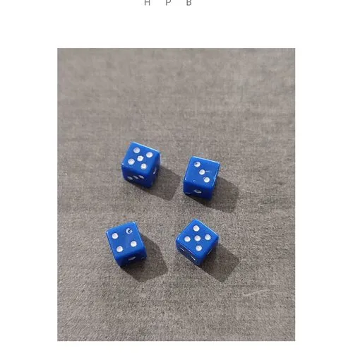 Set of 4 dice beads