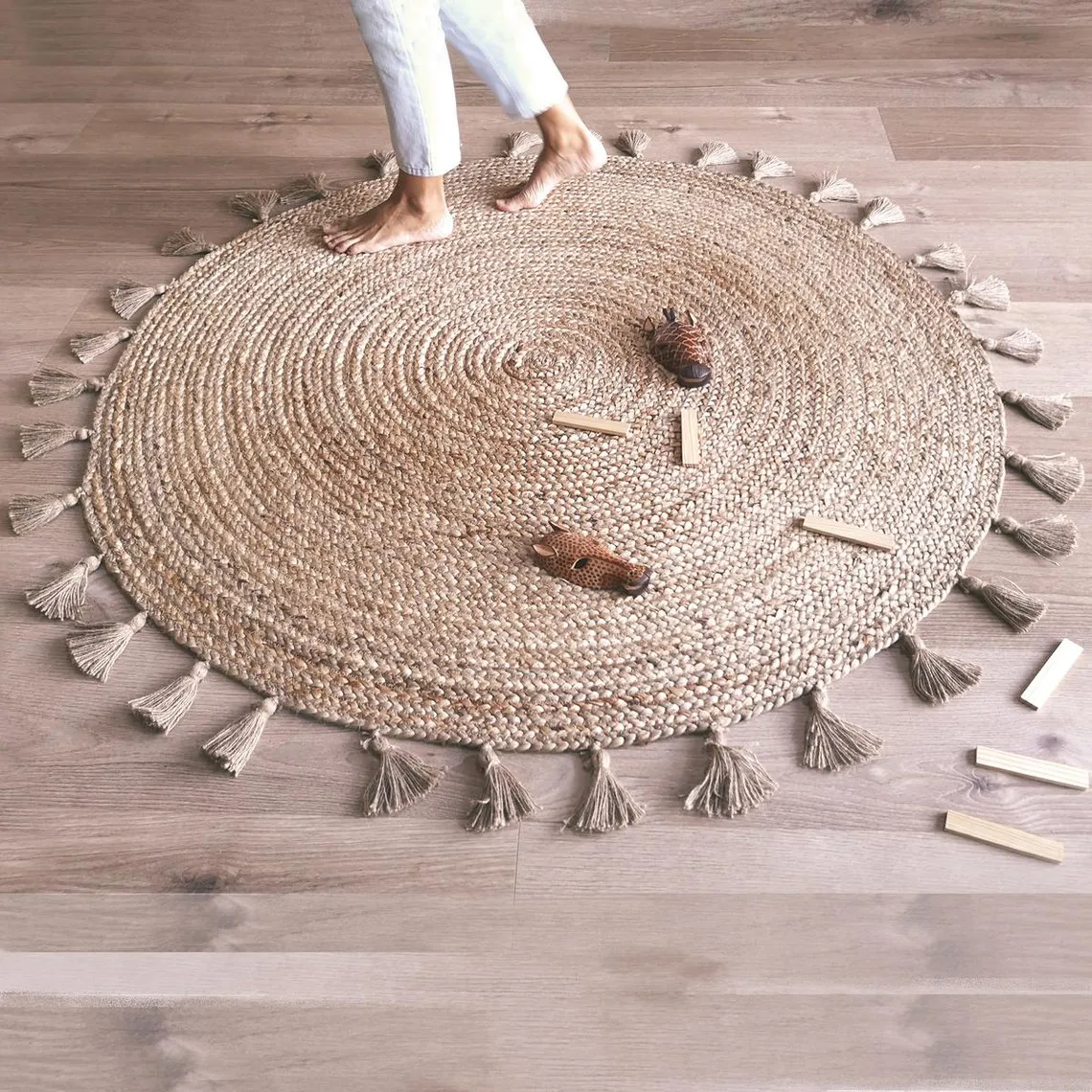 Tapis jute avec pompons ELSE | 3 Suisses